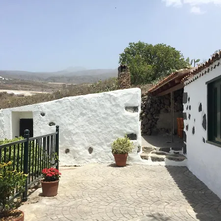 Llanitos Holiday home *